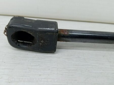 ФОТО Амортизатор крышки багажника для Nissan X-Trail T31 (2007-2014) Киев