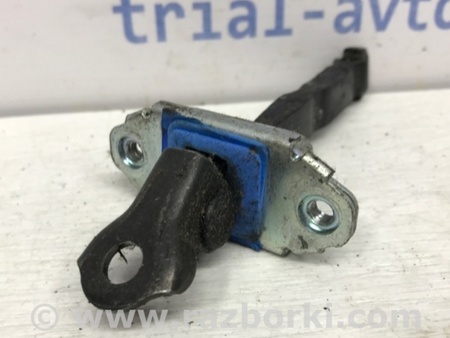 ФОТО Ограничитель двери передний правый для KIA Soul AM Киев