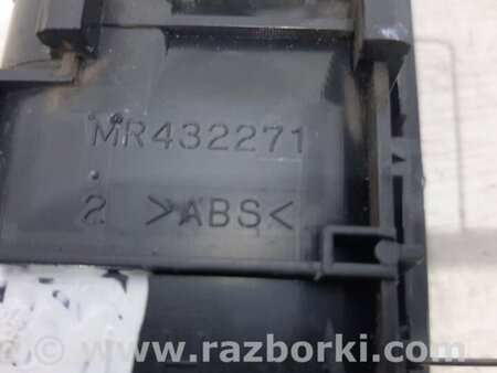 ФОТО Ручка двери внутренняя левая для Mitsubishi Pajero Wagon 3 Киев