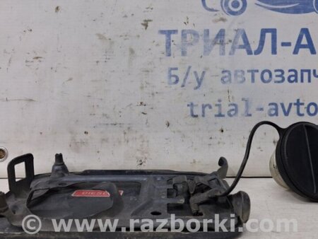 ФОТО Лючок бака для Nissan Pathfinder R51 Киев