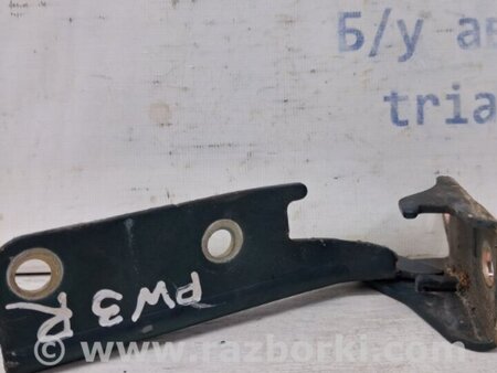 ФОТО Петля капота правая для Mitsubishi Pajero Wagon 3 Киев