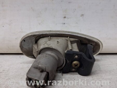 ФОТО Повторитель поворотника для Mitsubishi Pajero Wagon 3 Киев