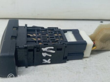 ФОТО Кнопка аварийки для Nissan X-Trail T31 (2007-2014) Киев