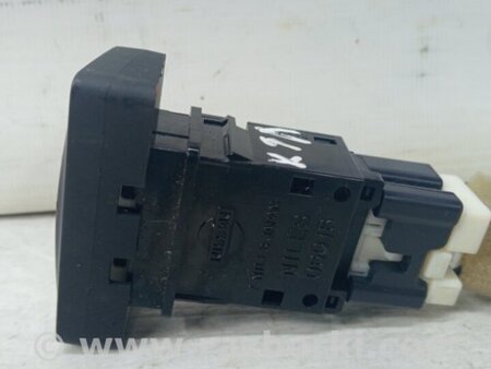 ФОТО Кнопка аварийки для Nissan X-Trail T31 (2007-2014) Киев