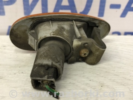 ФОТО Повторитель поворотника для Mitsubishi Pajero Wagon 3 Киев