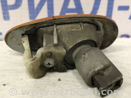 ФОТО Повторитель поворотника для Mitsubishi Pajero Wagon 3 Киев