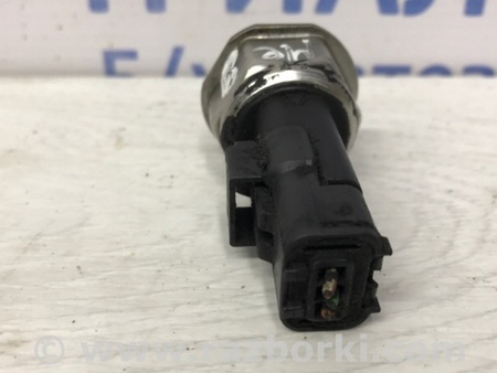 ФОТО Датчик давления топлива в рейке для Renault Megane 3 Киев