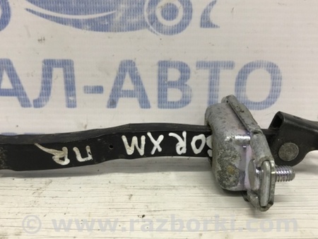 ФОТО Ограничитель двери передний правый для KIA Sorento XM Киев