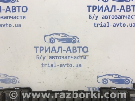 ФОТО Решетка бампера центральная для KIA Sorento BL Киев