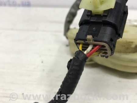 ФОТО Замок двери передний правый для KIA Sorento BL Киев