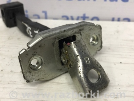 ФОТО Ограничитель двери задний правый для Mitsubishi Outlander XL Киев