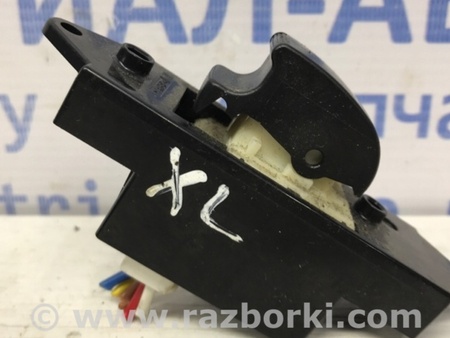 ФОТО Кнопка стеклоподъемника для Mitsubishi Outlander XL Киев