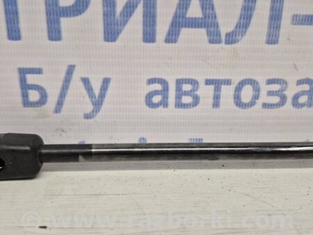 ФОТО Амортизатор крышки багажника для Mitsubishi Outlander XL Киев