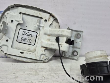 ФОТО Лючок бака для Mitsubishi Outlander XL Киев