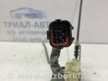 ФОТО Замок двери передний правый для KIA Sorento BL Киев