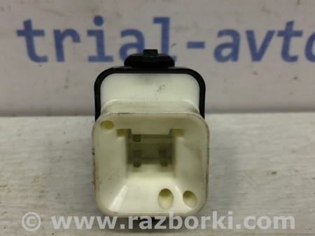 ФОТО Кнопка стеклоподъемника для Mitsubishi Pajero Wagon 3 Киев