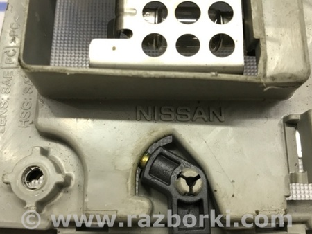 ФОТО Плафон задний для Nissan Navara D40 Киев