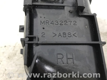 ФОТО Ручка двери внутренняя правая для Mitsubishi Pajero Wagon 4 Киев