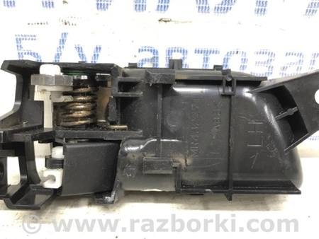 ФОТО Ручка двери внутренняя левая для Mitsubishi Pajero Wagon 4 Киев