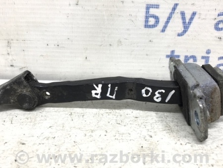ФОТО Ограничитель двери передний правый для Hyundai i30 FD Киев