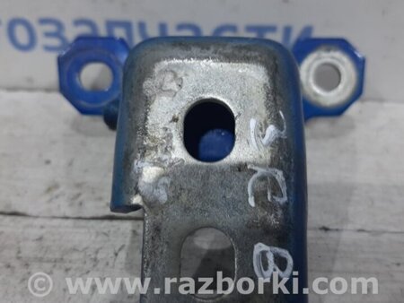 ФОТО Петля двери задней правой верхняя для Renault Megane 3 Киев