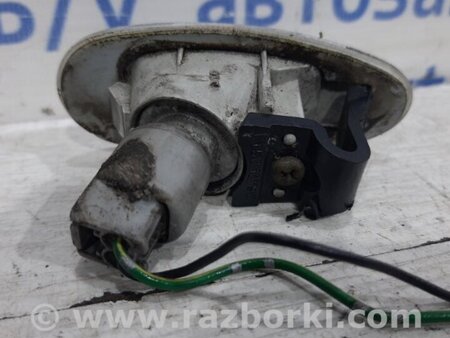 ФОТО Повторитель поворотника для Mitsubishi Pajero Wagon 3 Киев