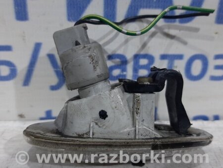 ФОТО Повторитель поворотника для Mitsubishi Pajero Wagon 3 Киев