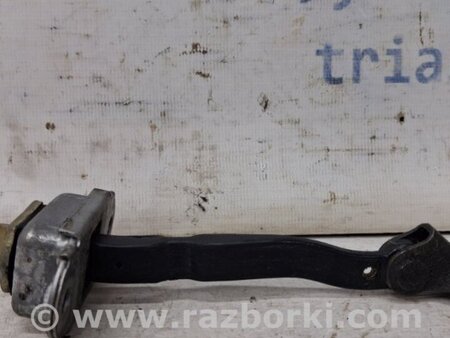 ФОТО Ограничитель двери передний правый для Nissan Pathfinder R51 Киев