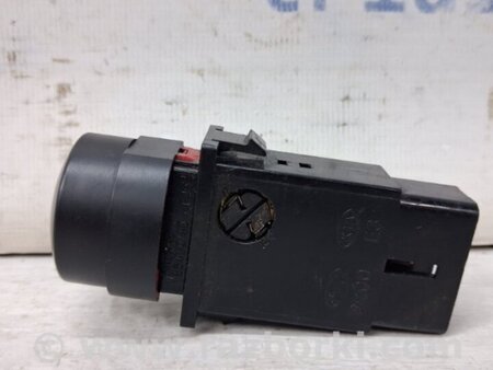 ФОТО Кнопка аварийки для KIA Sorento BL Киев