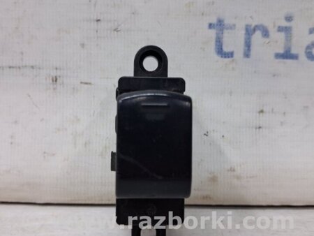 ФОТО Кнопка стеклоподъемника для Nissan Navara D40 Киев