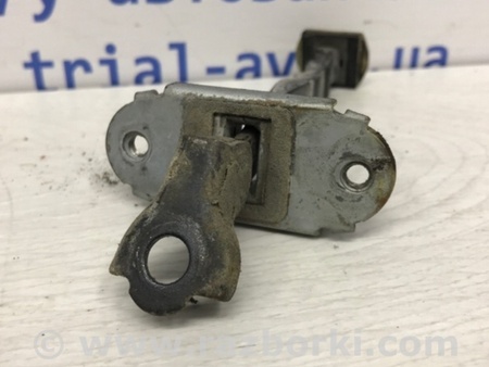 ФОТО Ограничитель двери задний левый для Nissan Pathfinder R51 Киев