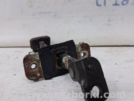 ФОТО Ограничитель двери задний правый для KIA Sorento BL Киев