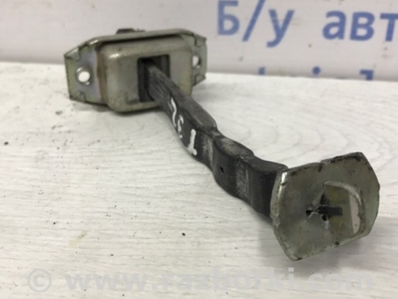 ФОТО Ограничитель двери задний левый для Nissan X-Trail T32 /Rogue (2013-) Київ