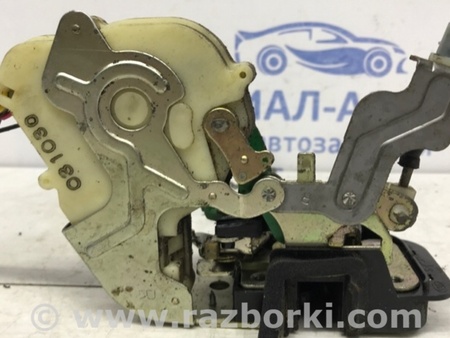 ФОТО Замок двери передний правый для KIA Sorento BL Киев