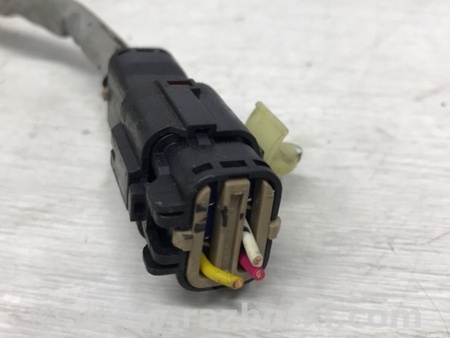 ФОТО Замок двери передний правый для KIA Sorento BL Киев