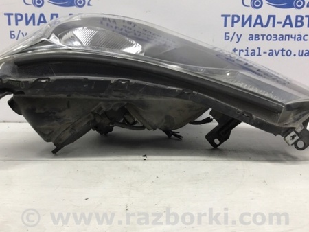ФОТО Фара левая галоген для Toyota RAV-4 (15-18) Киев