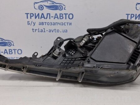 ФОТО Фара правая галоген для Toyota RAV-4 (15-18) Киев