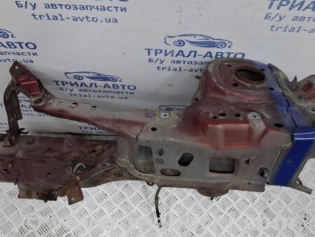 ФОТО Четверть автомобиля передняя левая для Mazda CX-7 Киев