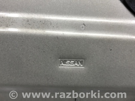ФОТО Дверь передняя правая для Nissan Tiida/Versa C11 Киев