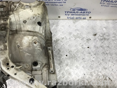 ФОТО Панель передняя для Toyota Avensis T270 (10.2008-12.2012) Киев