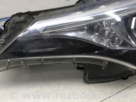 ФОТО Фара левая галоген Рестайлинг для Toyota Avensis T270 (10.2008-12.2012) Киев