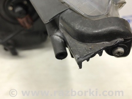 ФОТО Фара правая галоген Рестайлинг для Toyota Avensis T270 (10.2008-12.2012) Київ