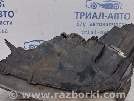 ФОТО Фара правая галоген для SsangYong Rexton Киев