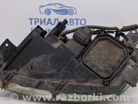 ФОТО Фара правая галоген для Toyota RAV-4 (05-12) Київ