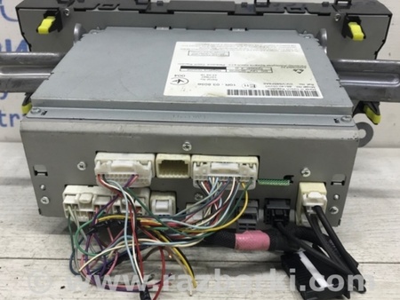 ФОТО магнитофон для Toyota Avensis T270 (10.2008-12.2012) Киев