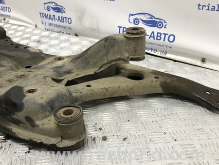 ФОТО Балка передней подвески для Toyota Avensis T250 (02.2003-10.2009) Киев