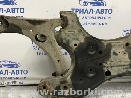 ФОТО Балка передней подвески для Toyota Avensis T250 (02.2003-10.2009) Киев