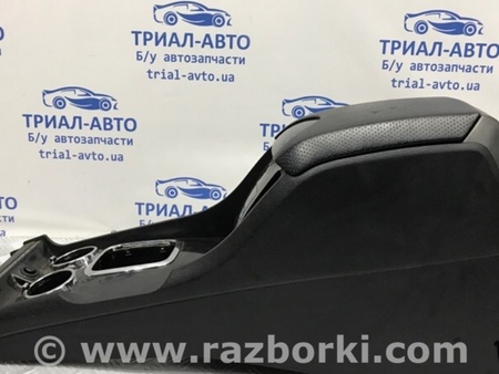 ФОТО Подлокотник для SsangYong Rexton Київ