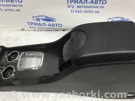 ФОТО Подлокотник для SsangYong Rexton Київ