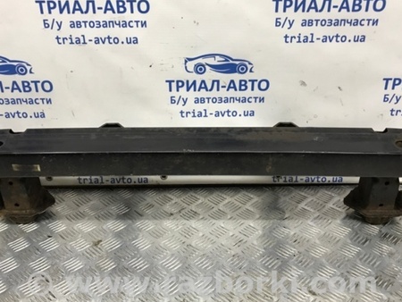 ФОТО Усилитель бампера передний для Toyota Land Cruiser Prado 120 Киев